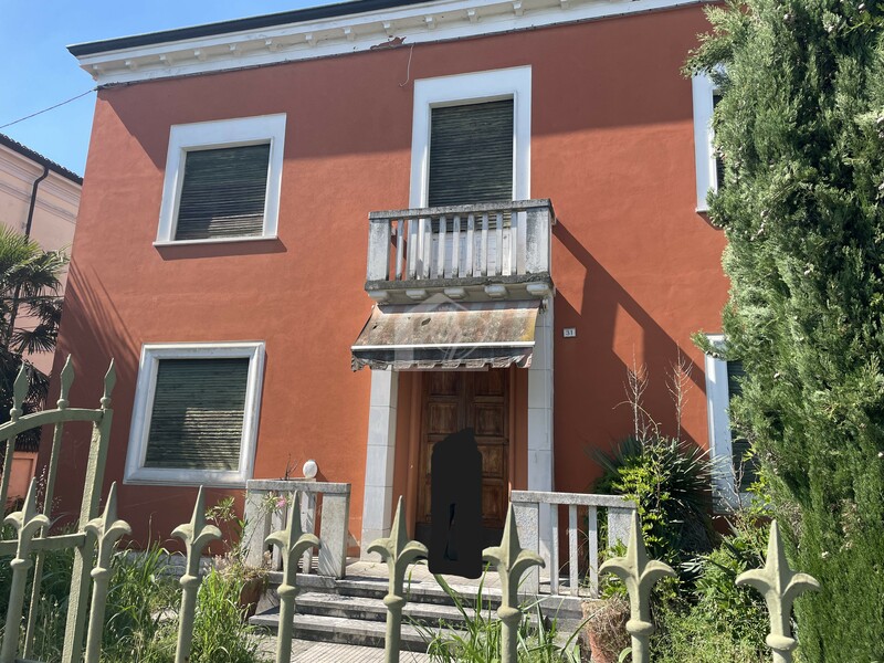 Casa indipendente in vendita a Suzzara centro